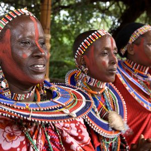 a-maasai-welcome200C4BAD-D754-CF7A-B652-7F6096D14BDC